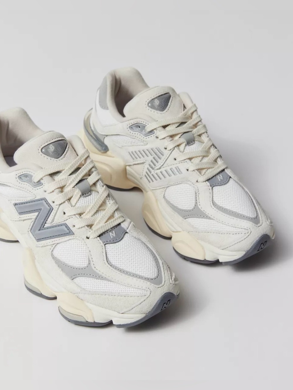 New Balance 9060 unisex Sea Salt Sneakers